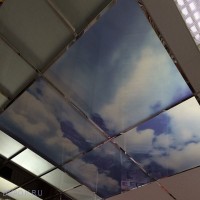 Зеркальный потолок - Синее небо